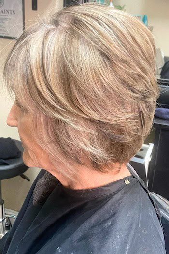 Short feathered layered bob