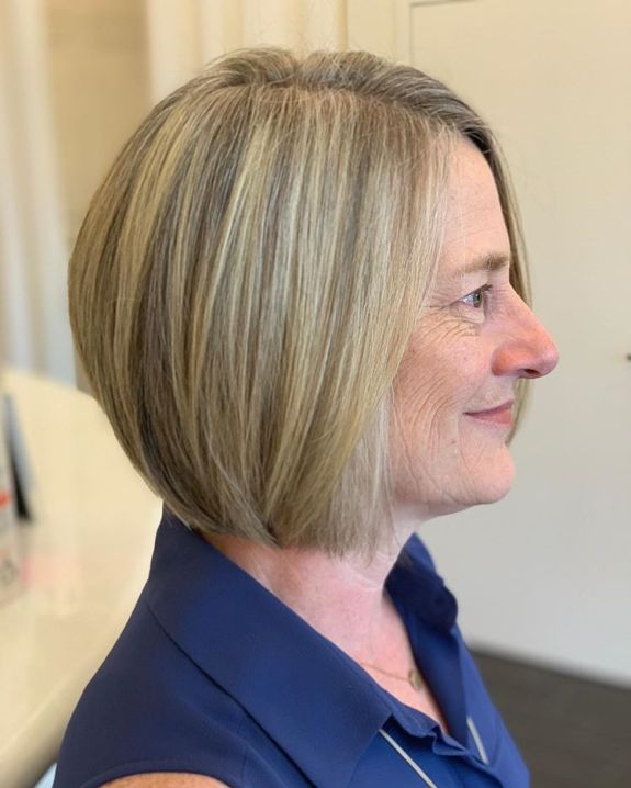 Graduated Bob with Volume