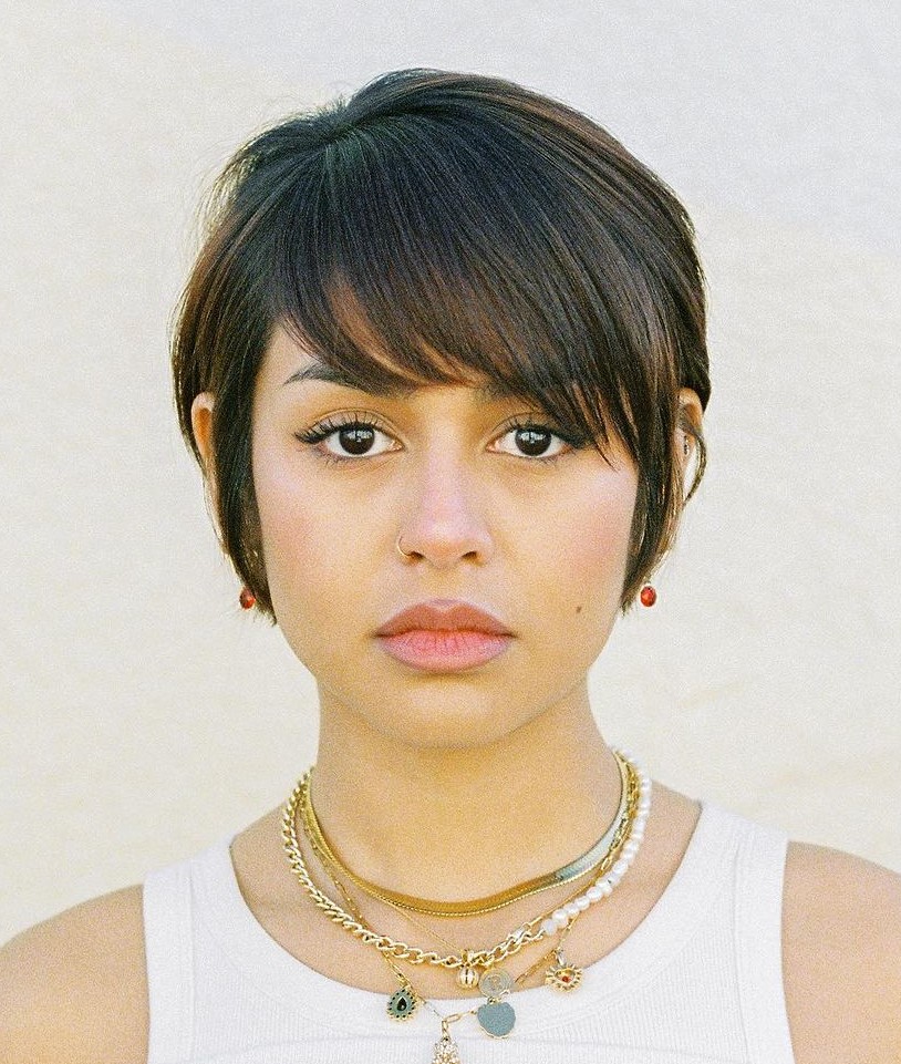 Short pixie cut with side bangs
